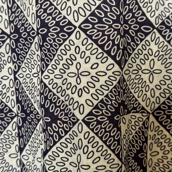 Vintage State O Maine Bllack and White Print Belted Print Bath Robe - Picture 9 of 10